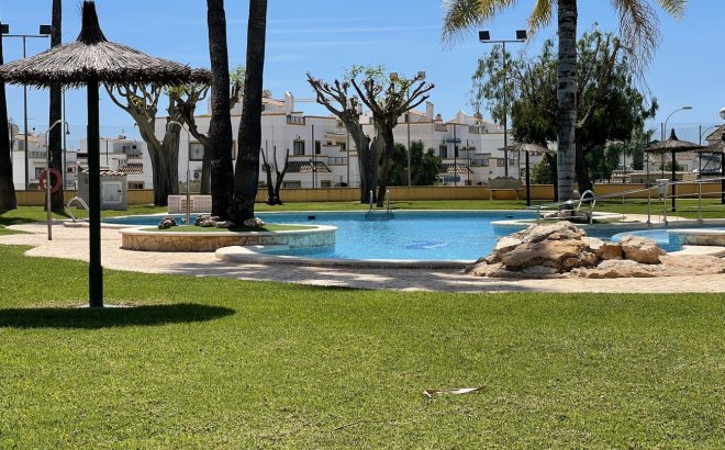 Revente - Quad House -
Orihuela Costa