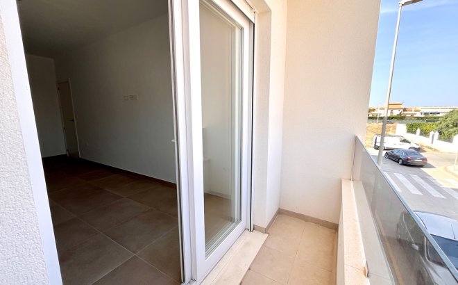 Resale - Town House -
Pilar de la Horadada - Costa Blanca