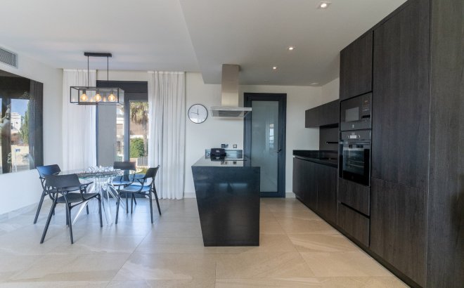 Resale - Penthouse -
Orihuela Costa - Costa Blanca