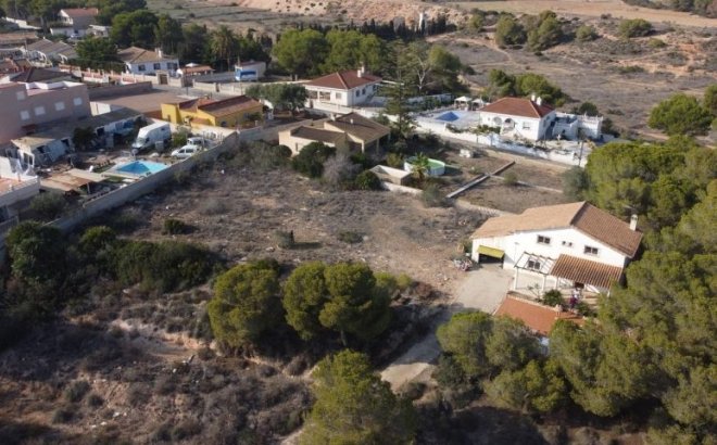 Resale - Villa -
Orihuela Costa - Costa Blanca