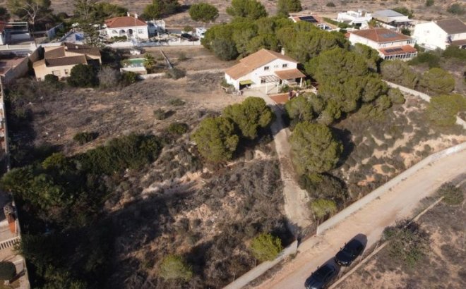 Resale - Villa -
Orihuela Costa - Costa Blanca