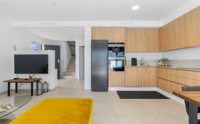 Resale - Villa -
Torre de la Horadada - Costa Blanca