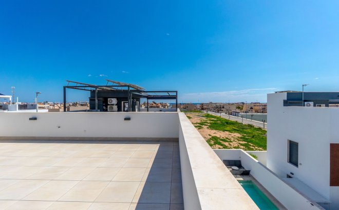 Resale - Villa -
Torre de la Horadada - Costa Blanca