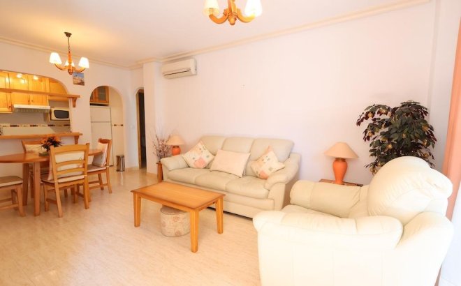 Resale - Bungalow -
Orihuela Costa - Costa Blanca