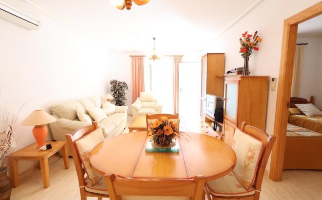 Resale - Bungalow -
Orihuela Costa - Costa Blanca