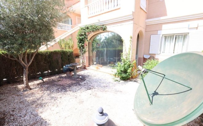 Resale - Bungalow -
Orihuela Costa - Costa Blanca