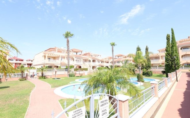 Resale - Bungalow -
Orihuela Costa - Costa Blanca