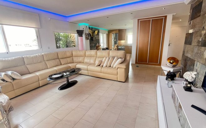 Revente - Appartement -
Los Dolses - Inland