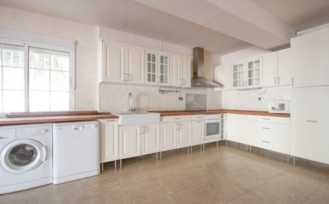 Herverkoop - Villa -
La Zenia - Costa Blanca