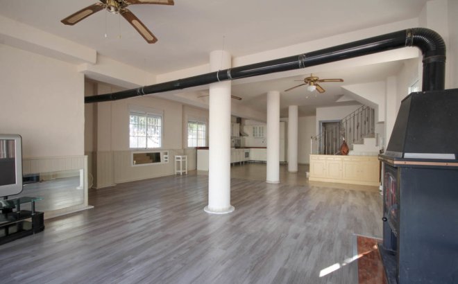 Herverkoop - Villa -
La Zenia - Costa Blanca