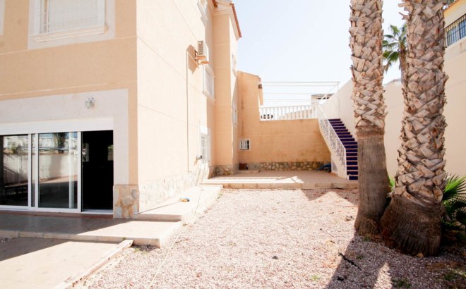 Herverkoop - Villa -
La Zenia - Costa Blanca