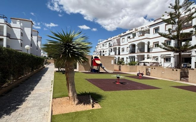 Resale - Apartment -
Orihuela Costa - Costa Blanca