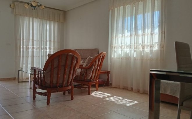 Resale - Villa -
Pilar de la Horadada - Costa Blanca