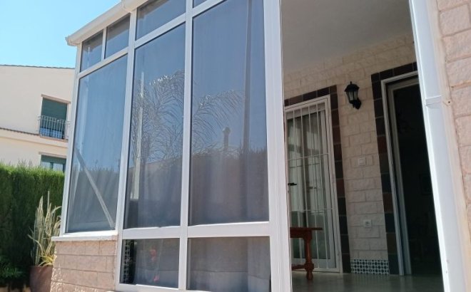 Resale - Villa -
Pilar de la Horadada - Costa Blanca