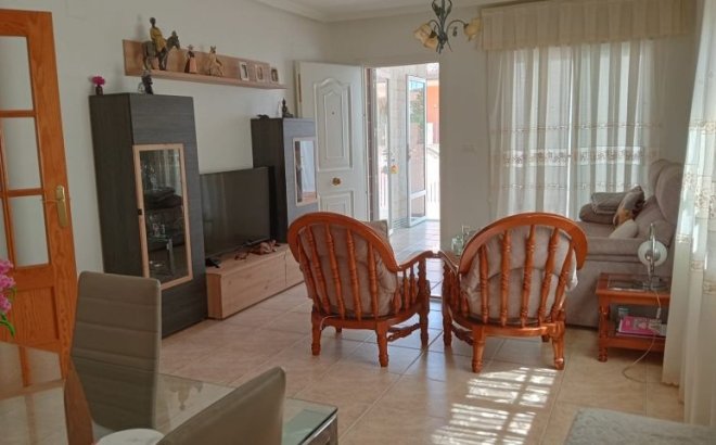 Resale - Villa -
Pilar de la Horadada - Costa Blanca