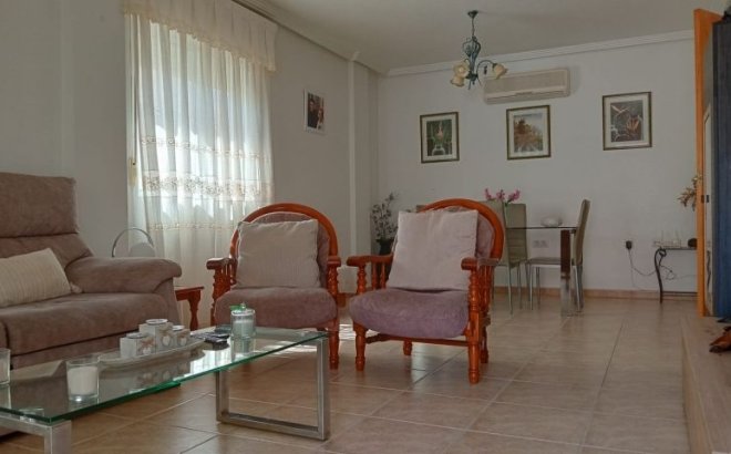 Resale - Villa -
Pilar de la Horadada - Costa Blanca
