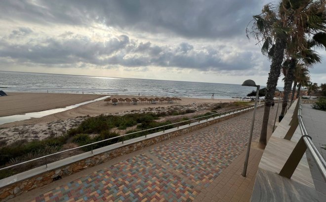 Resale - Apartment -
Pilar de la Horadada - La Torre De La Horadada