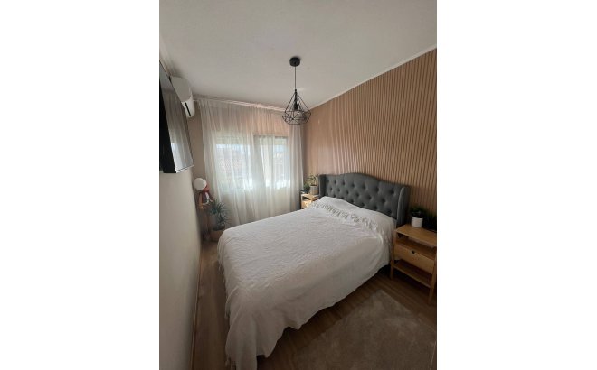 Resale - Apartment -
Pilar de la Horadada - La Torre De La Horadada