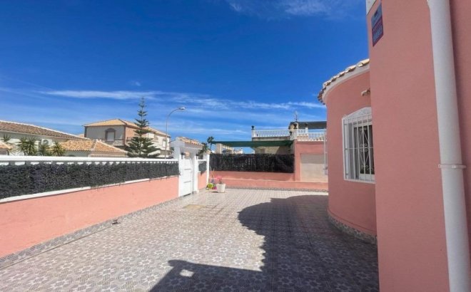 Revente - Villa -
Orihuela Costa - Playa Flamenca