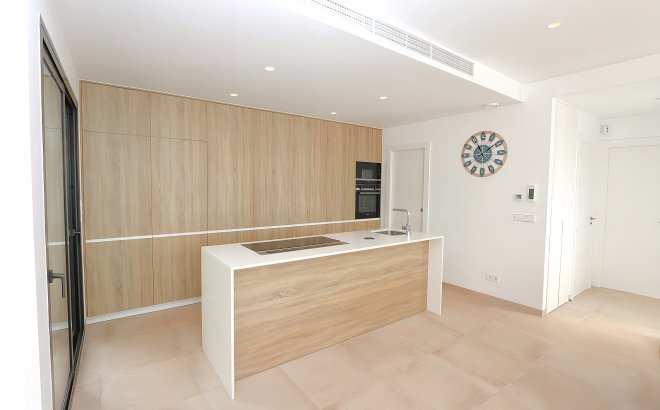 Resale - Villa -
Pilar de la Horadada - Costa Blanca