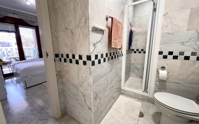 Revente - Appartement -
Villamartin - Costa Blanca