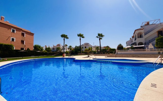 Revente - Appartement -
Villamartin - Costa Blanca