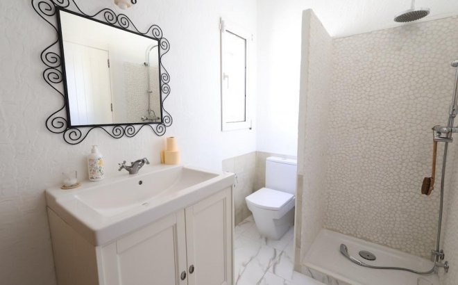 Resale - Villa -
Orihuela Costa - Costa Blanca