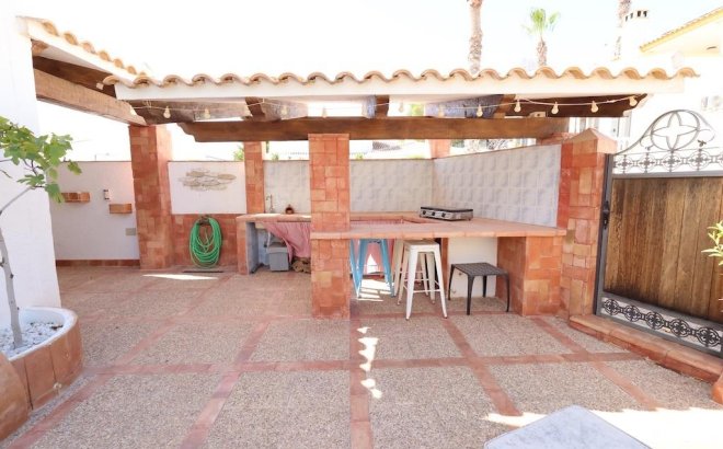 Resale - Villa -
Orihuela Costa - Costa Blanca