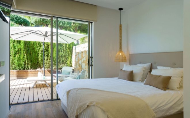 Resale - Villa -
San Miguel de Salinas - Inland