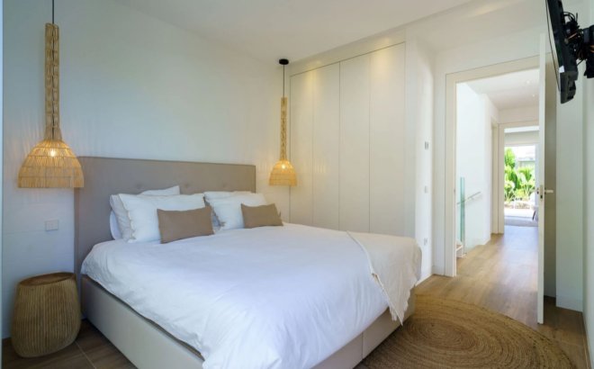 Resale - Villa -
San Miguel de Salinas - Inland