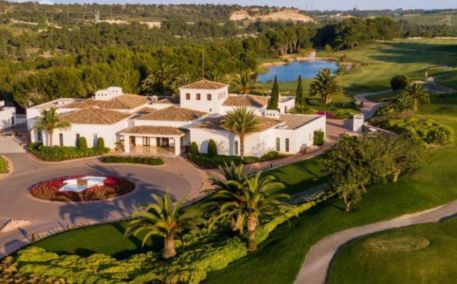 Resale - Villa -
San Miguel de Salinas - Inland