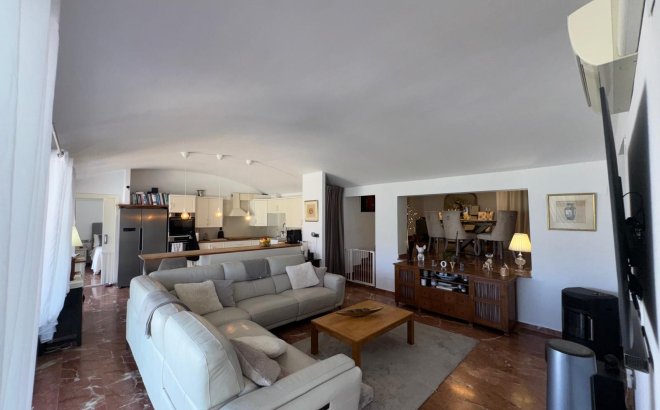 Resale - Apartment -
Las Ramblas Golf - Inland
