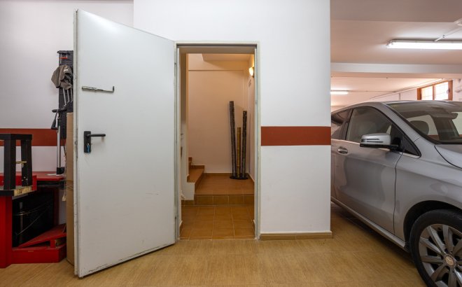 Resale - Villa -
Los Montesinos - Costa Blanca