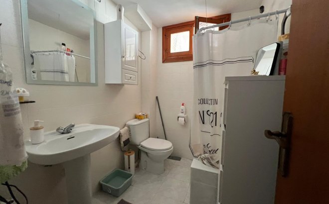 Resale - Villa -
Orihuela Costa - Campoamor