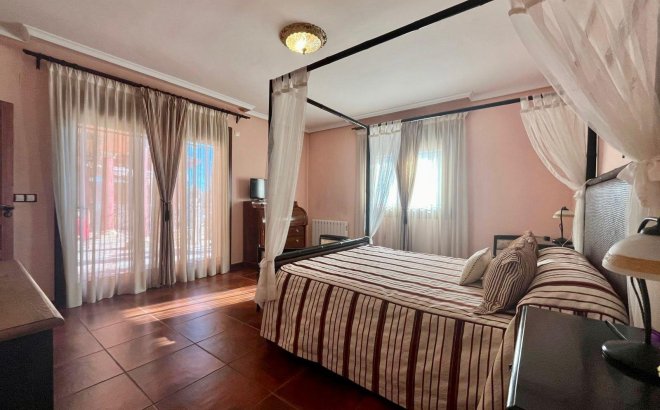 Revente - Villa -
Rojales - La Vega Baja