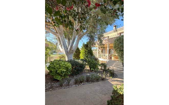 Herverkoop - Villa -
Ciudad Quesada - Costa Blanca