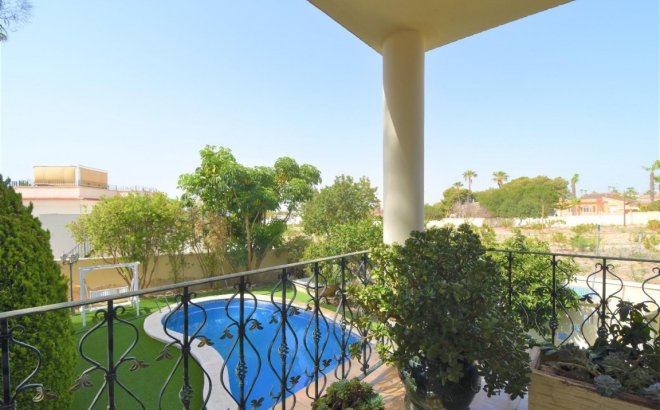 Herverkoop - Villa -
Ciudad Quesada - Costa Blanca