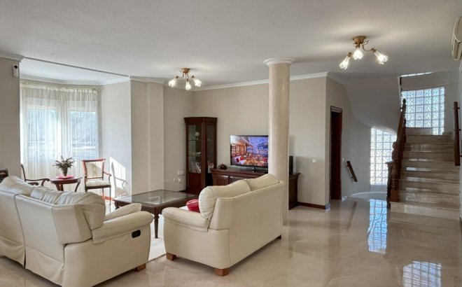 Herverkoop - Villa -
Ciudad Quesada - Costa Blanca