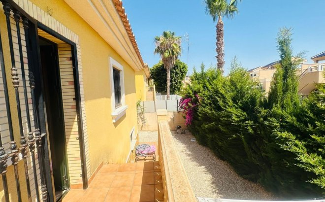 Resale - Villa -
Orihuela Costa - PAU 8