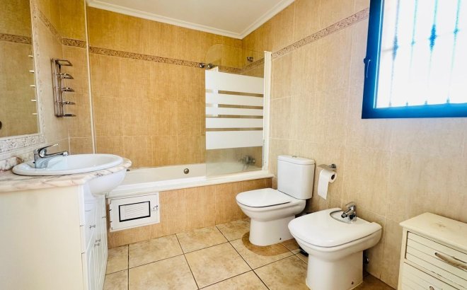 Resale - Villa -
Orihuela Costa - PAU 8