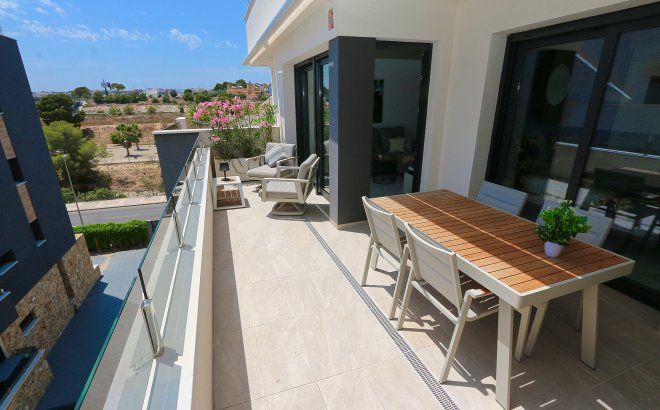 Resale - Penthouse -
Orihuela Costa - Costa Blanca