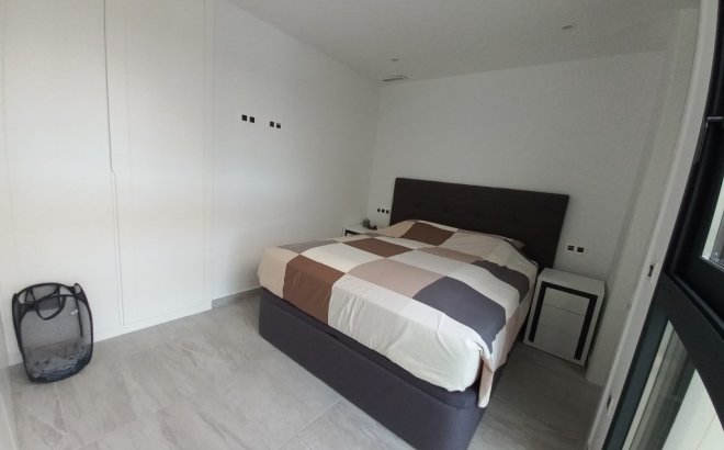 Revente - Villa -
San Miguel de Salinas - Inland