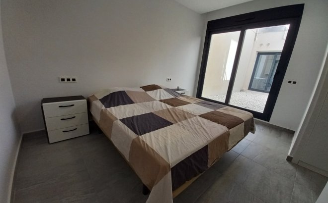 Revente - Villa -
San Miguel de Salinas - Inland