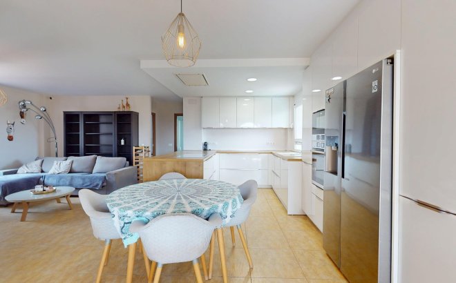 Resale - Villa -
Orihuela Costa - Costa Blanca