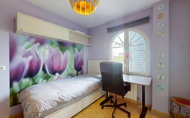 Resale - Villa -
Orihuela Costa - Costa Blanca