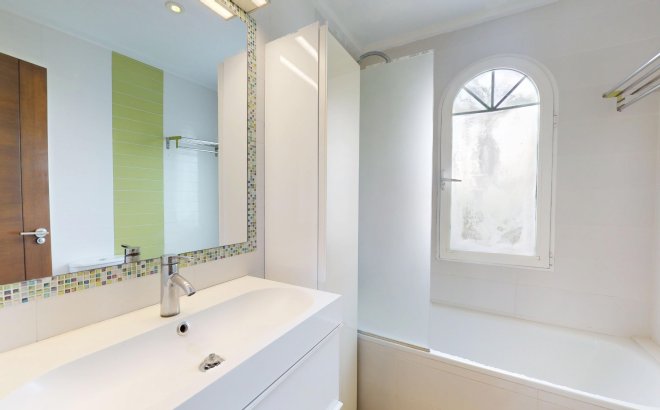 Resale - Villa -
Orihuela Costa - Costa Blanca