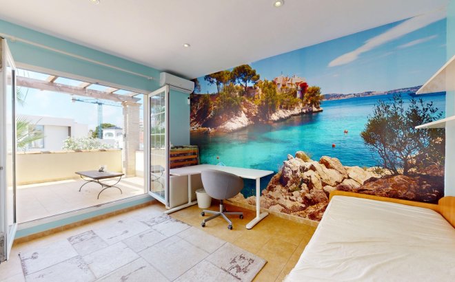 Resale - Villa -
Orihuela Costa - Costa Blanca