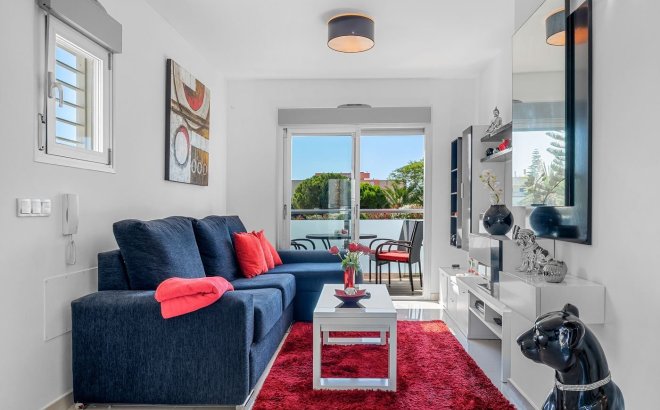 Resale - Bungalow -
Punta Prima - Costa Blanca