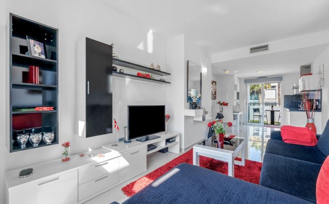 Resale - Bungalow -
Punta Prima - Costa Blanca