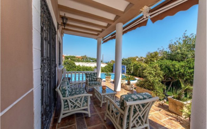 Resale - Villa -
La Mata - Costa Blanca